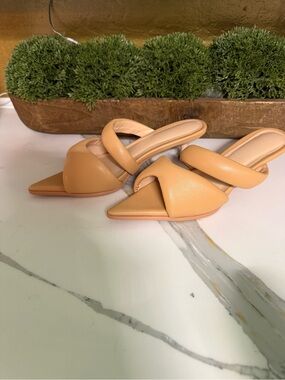 Women's Tan Slide Sandals with Padded Straps